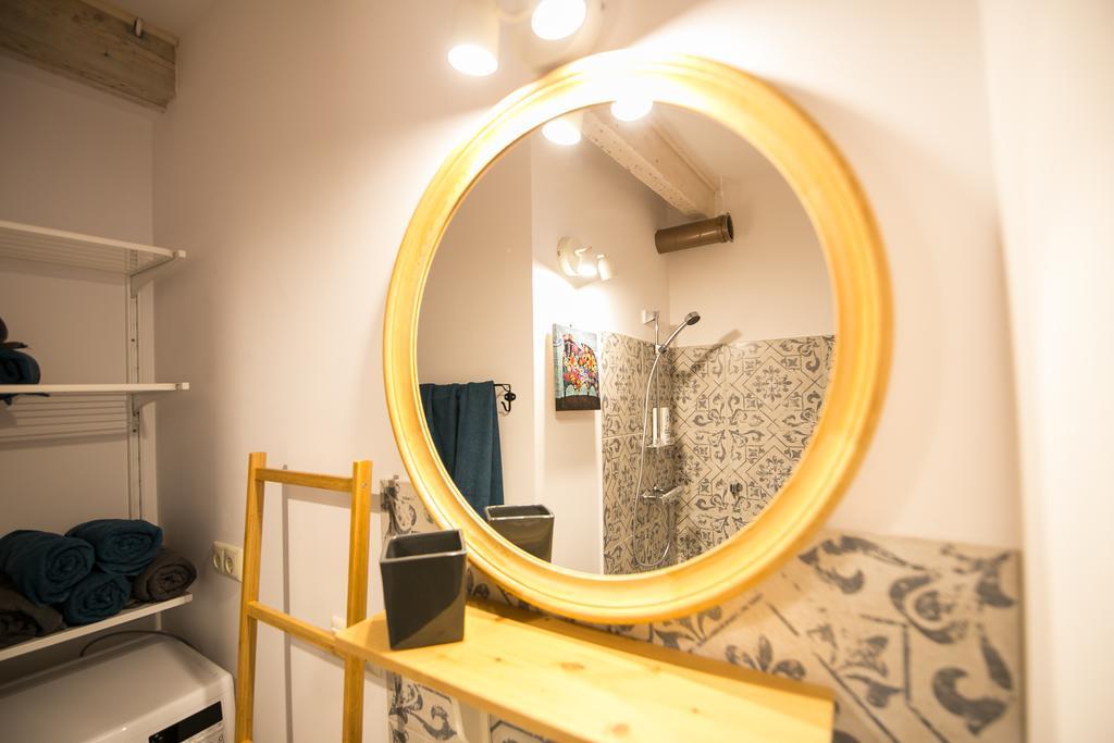 Sunny And Compact Apartment Riga Exterior photo